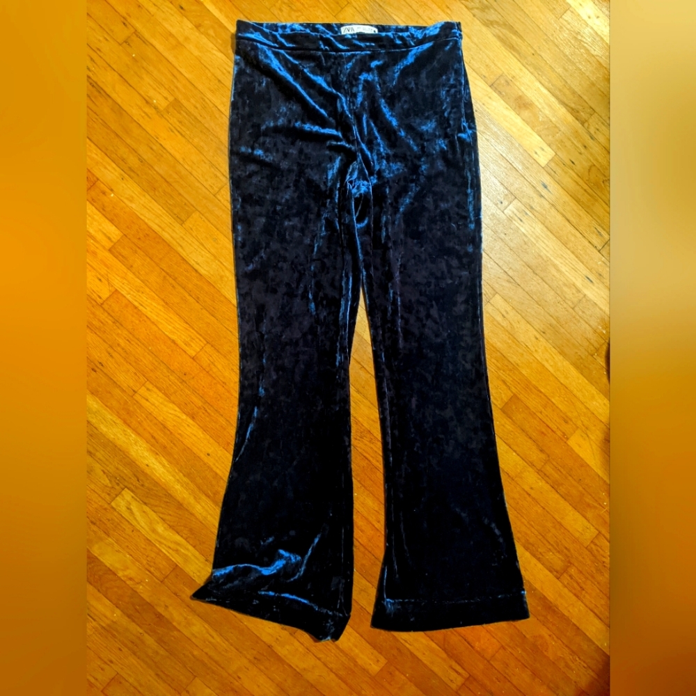 Velvet crushed blue flared pants